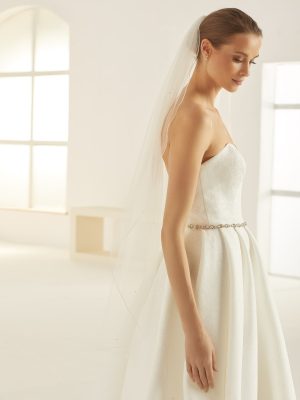 S320-Bianco-Evento-bridal-veil-(1).jpg