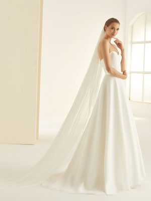 S363-Bianco-Evento-bridal-veil-(1).jpg