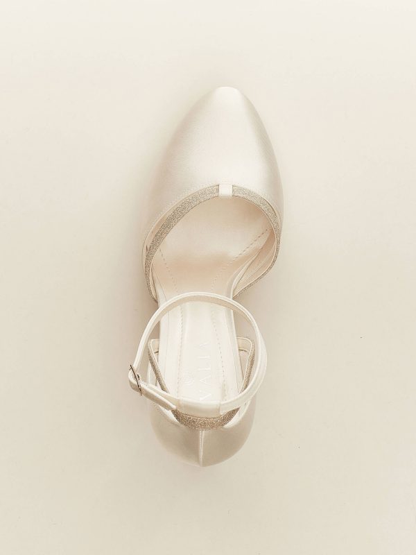 mary-avalia-bridal-shoes-1_1.jpg