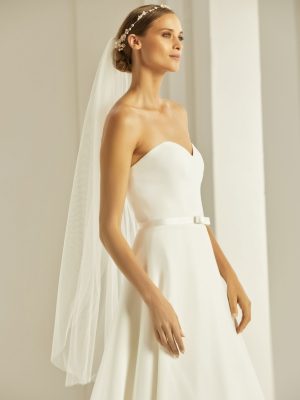 S303-Bianco-Evento-bridal-veil-(1).jpg