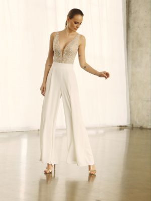 21.56 PANTS+ 21.60 BODY+ 21.65 CAPE (2).jpg