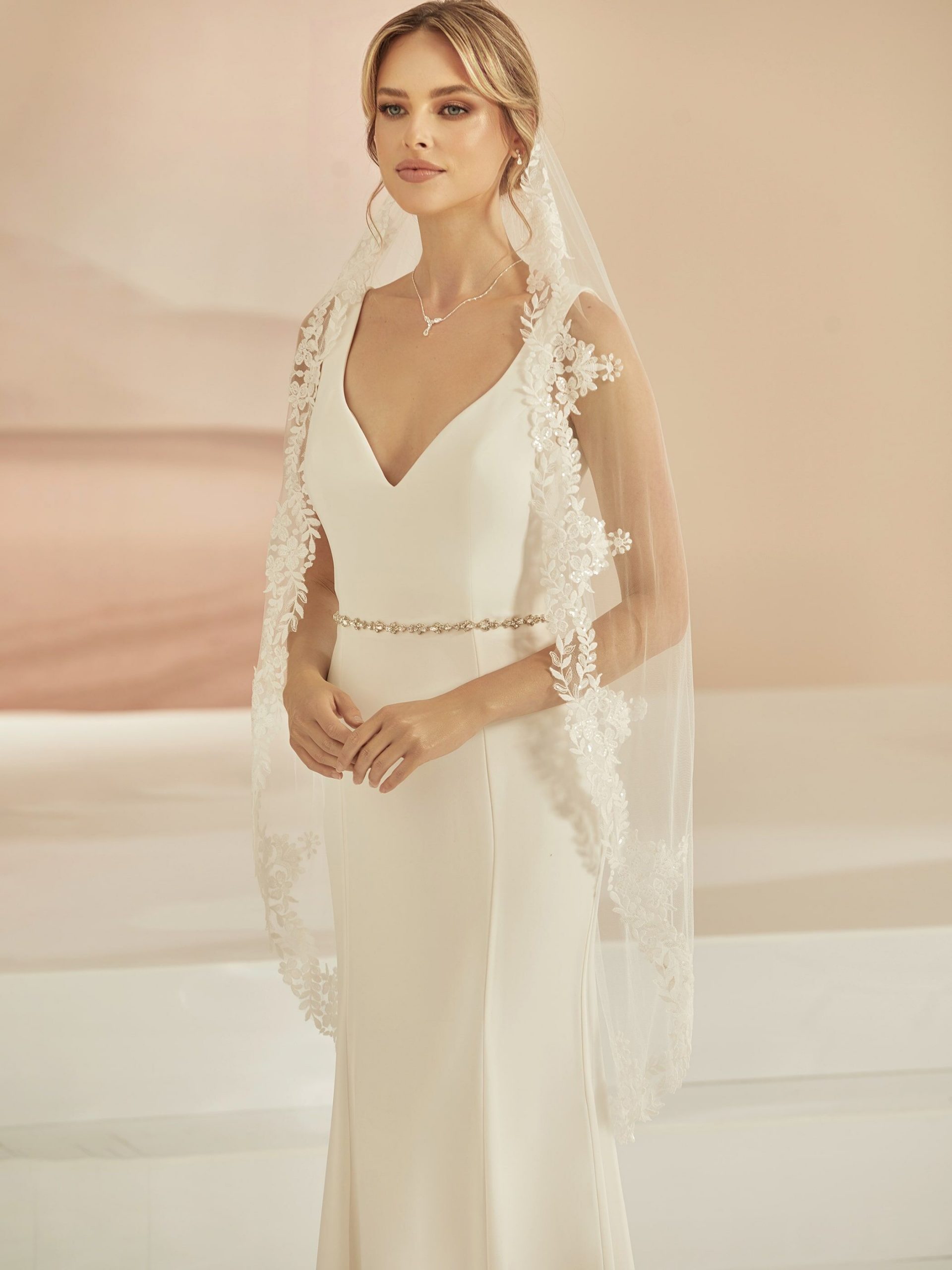 bianco-evento-bridal-veil-s412-_1_.jpg