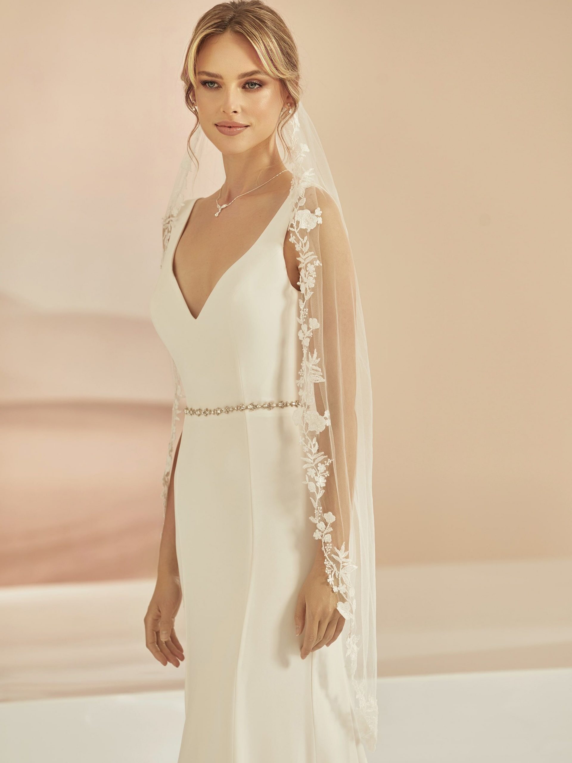 bianco-evento-bridal-veil-s413-_1_.jpg