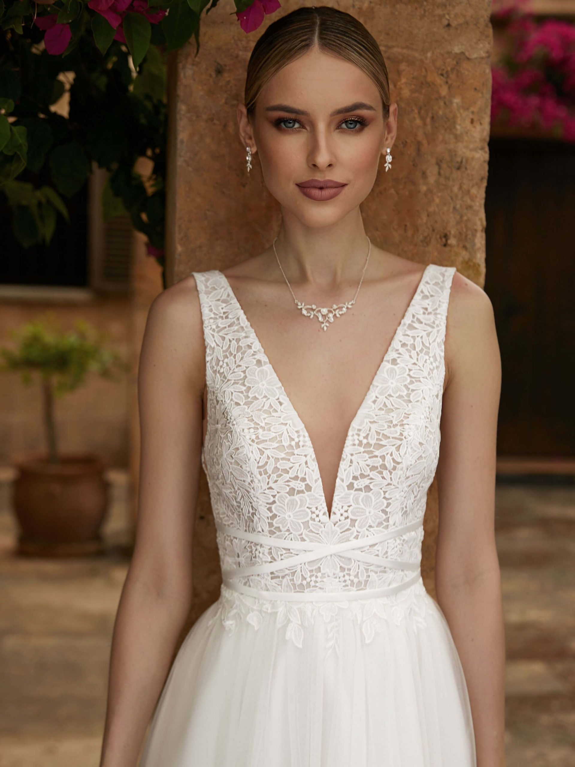 bianco-evento-bridal-dress-peira-_3_.jpg