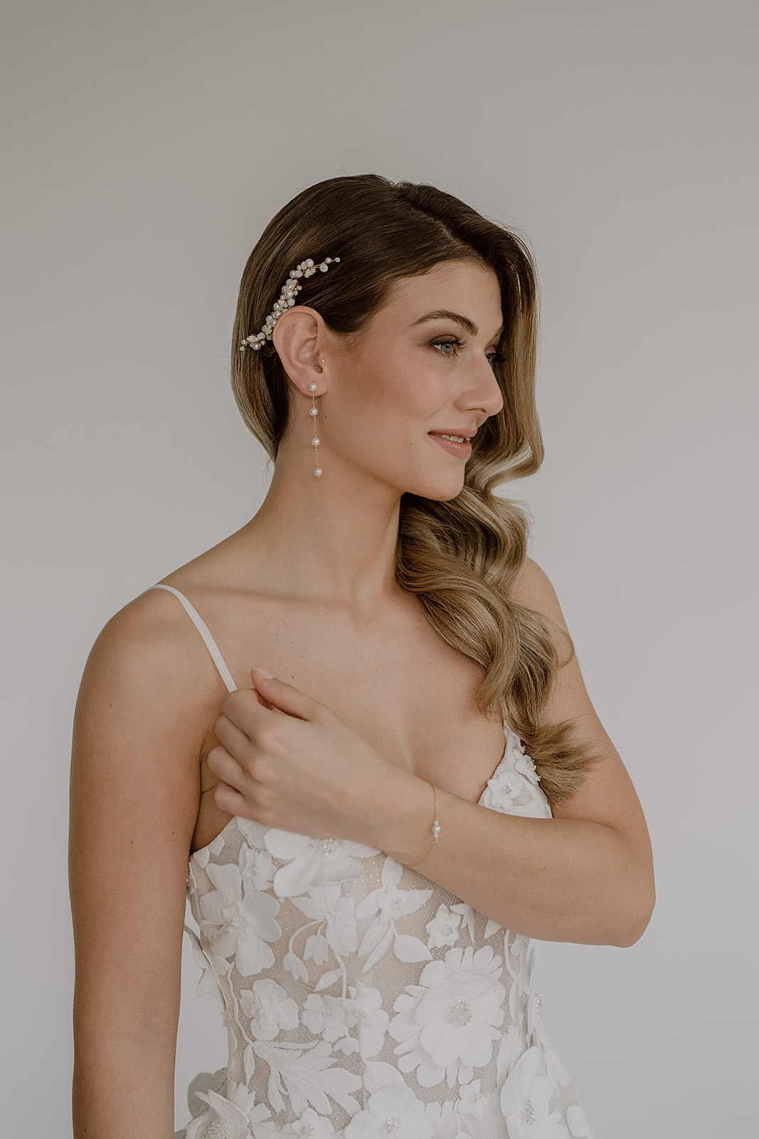 Haarkamm Kylie_ Ohrringe Lola_ Armband Ari (2).jpg