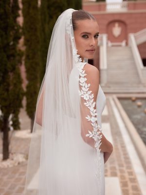 bianco-evento-bridal-veil-s563-_2_.jpg