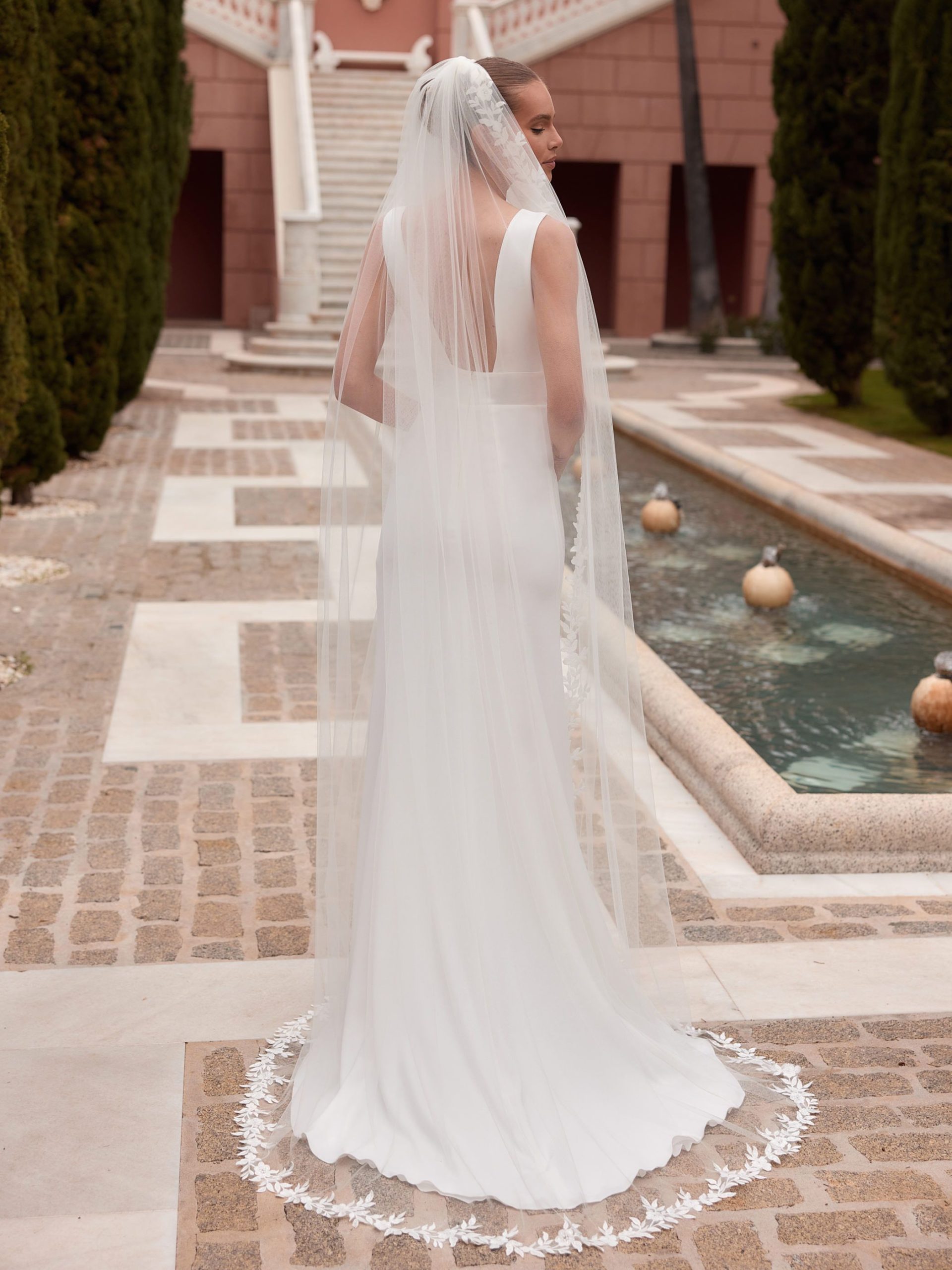 bianco-evento-bridal-veil-s563-_1_.jpg