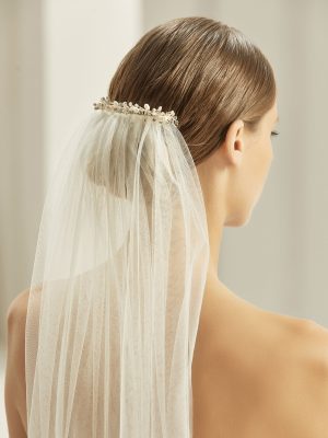 673-Bianco-Evento-bridal-headpiece-(1).jpg