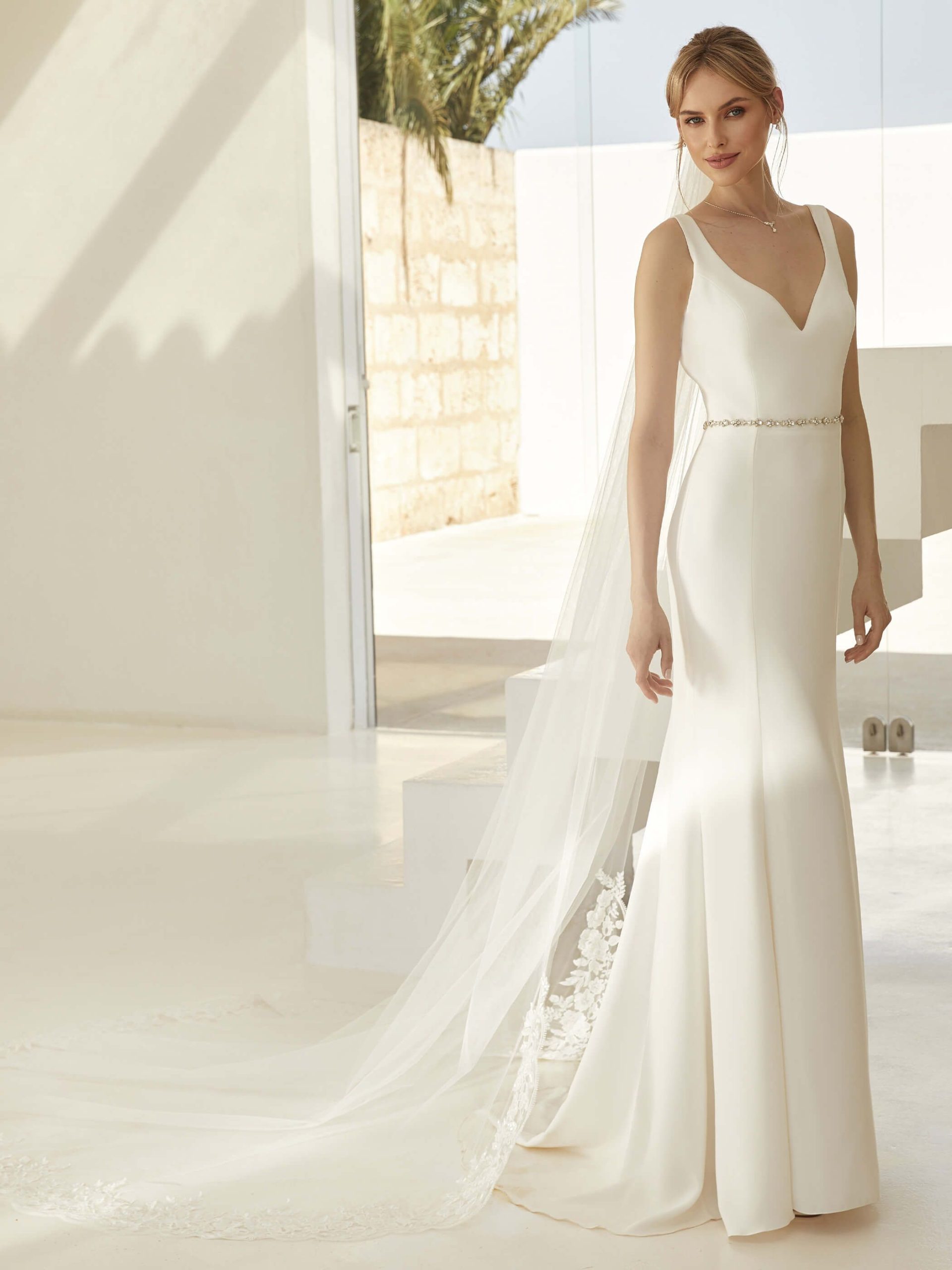 bianco-evento-bridal-veil-s-421-_1_.jpg